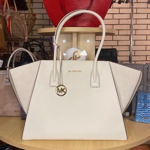 NWT Michael Kors AVRIL XL TOTE